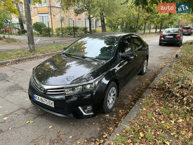 Чорний Тойота Королла, об'ємом двигуна 1.6 л та пробігом 218 тис. км за 11500 $, фото 1 на Automoto.ua