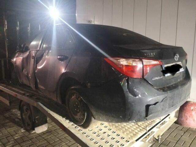 Черный Тойота Королла, объемом двигателя 0 л и пробегом 140 тыс. км за 2500 $, фото 1 на Automoto.ua