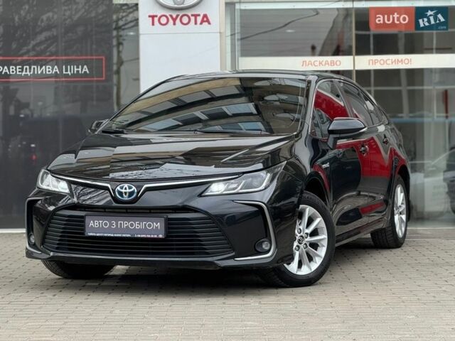 Черный Тойота Королла, объемом двигателя 1.8 л и пробегом 250 тыс. км за 17431 $, фото 1 на Automoto.ua