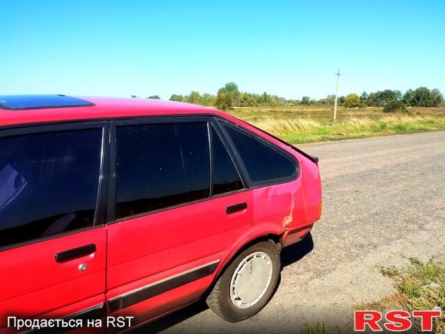 Красный Тойота Королла, объемом двигателя 1.8 л и пробегом 253 тыс. км за 700 $, фото 1 на Automoto.ua