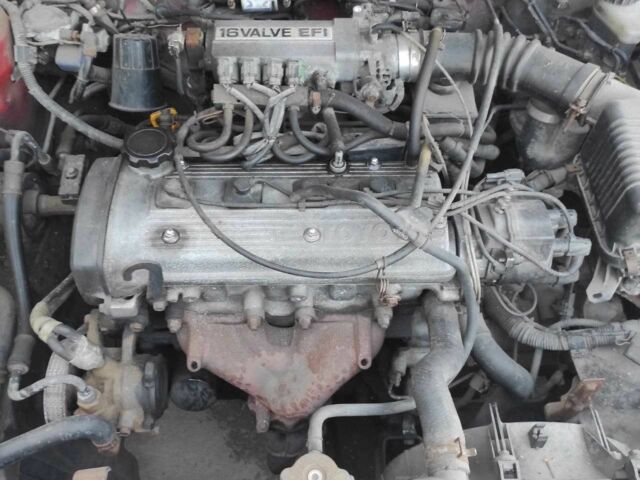 Красный Тойота Королла, объемом двигателя 1.3 л и пробегом 300 тыс. км за 1193 $, фото 1 на Automoto.ua