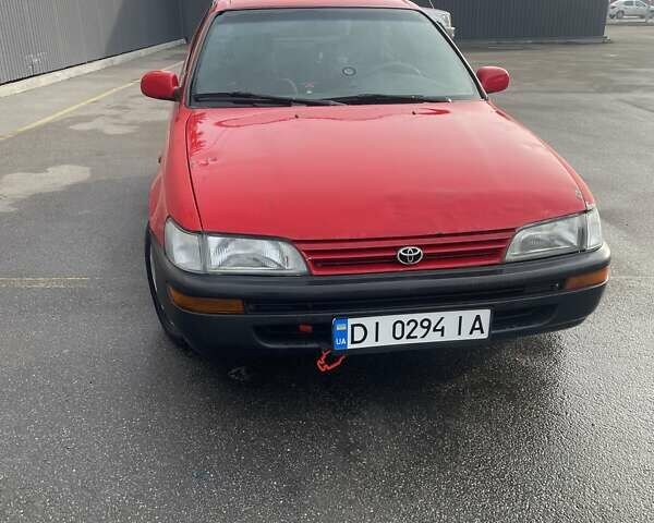 Красный Тойота Королла, объемом двигателя 1.3 л и пробегом 430 тыс. км за 1900 $, фото 1 на Automoto.ua