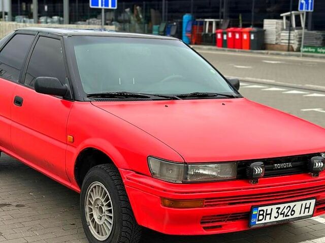 Красный Тойота Королла, объемом двигателя 1.3 л и пробегом 0 тыс. км за 1200 $, фото 1 на Automoto.ua