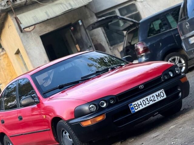 Червоний Тойота Королла, об'ємом двигуна 1.3 л та пробігом 180 тис. км за 1600 $, фото 1 на Automoto.ua