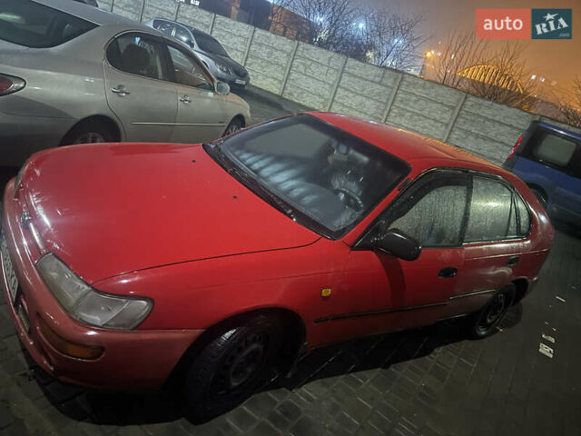 Червоний Тойота Королла, об'ємом двигуна 1.4 л та пробігом 300 тис. км за 1900 $, фото 1 на Automoto.ua