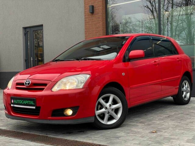 Красный Тойота Королла, объемом двигателя 1.6 л и пробегом 302 тыс. км за 6490 $, фото 1 на Automoto.ua