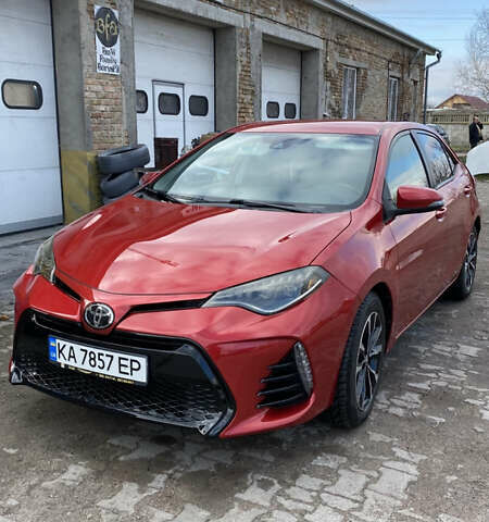 Красный Тойота Королла, объемом двигателя 1.8 л и пробегом 150 тыс. км за 13999 $, фото 1 на Automoto.ua