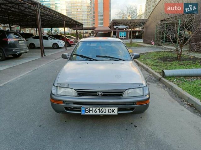 Тойота Королла, объемом двигателя 1.3 л и пробегом 309 тыс. км за 1900 $, фото 1 на Automoto.ua