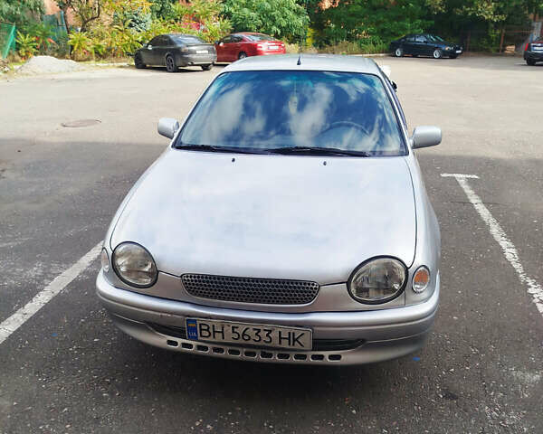 Тойота Королла, объемом двигателя 1.6 л и пробегом 250 тыс. км за 3000 $, фото 1 на Automoto.ua