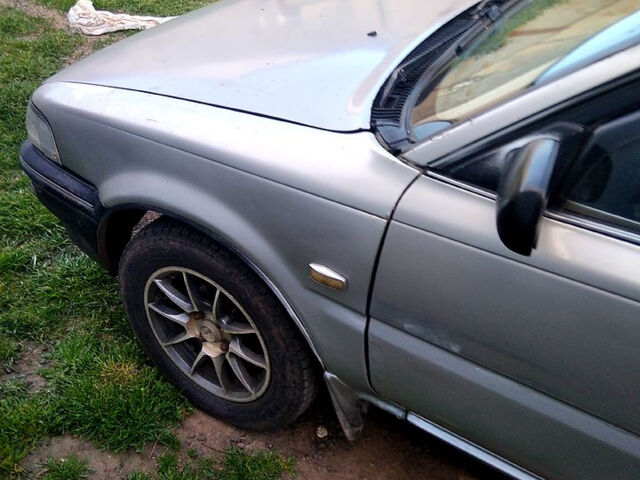 Тойота Королла, об'ємом двигуна 1.6 л та пробігом 350 тис. км за 1100 $, фото 1 на Automoto.ua