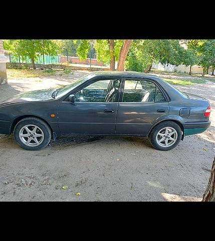 Тойота Королла, объемом двигателя 14 л и пробегом 307 тыс. км за 2299 $, фото 1 на Automoto.ua