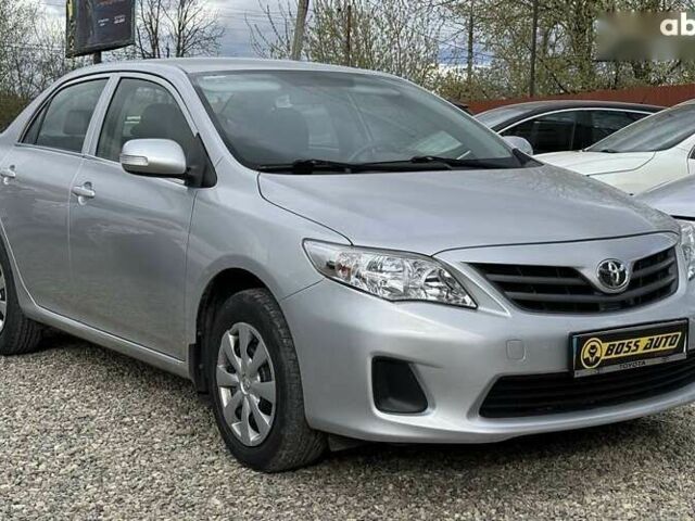 Тойота Королла, объемом двигателя 1.3 л и пробегом 95 тыс. км за 9200 $, фото 1 на Automoto.ua