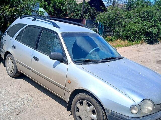 Тойота Королла, объемом двигателя 1.6 л и пробегом 285 тыс. км за 2800 $, фото 1 на Automoto.ua