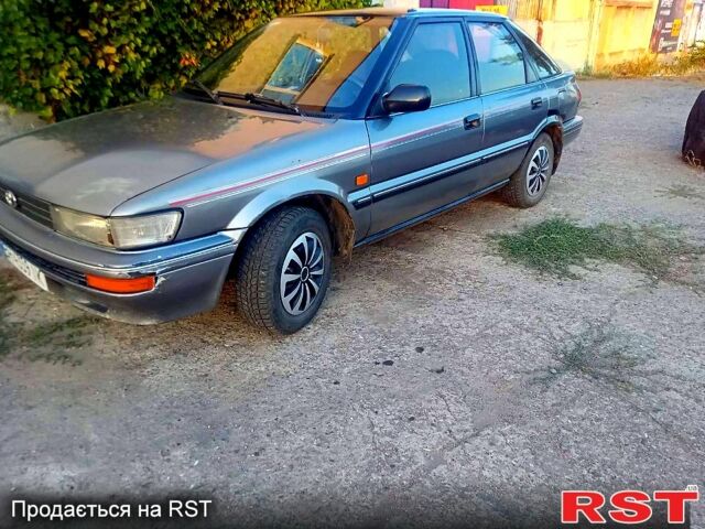 Сірий Тойота Королла, об'ємом двигуна 1.6 л та пробігом 0 тис. км за 1500 $, фото 1 на Automoto.ua