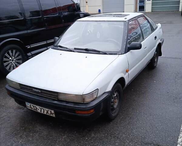 Серый Тойота Королла, объемом двигателя 1.3 л и пробегом 164 тыс. км за 1200 $, фото 1 на Automoto.ua