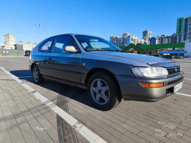 Сірий Тойота Королла, об'ємом двигуна 1.3 л та пробігом 315 тис. км за 1605 $, фото 1 на Automoto.ua