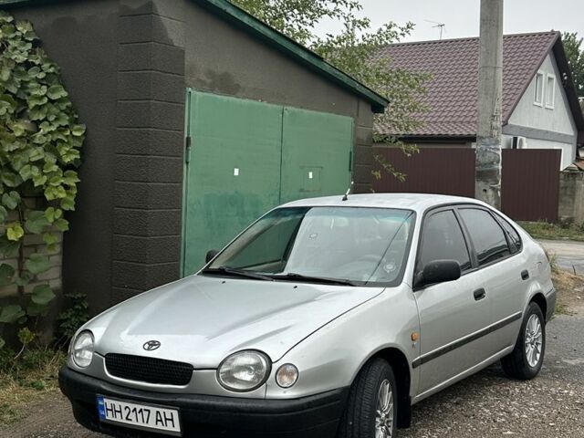 Серый Тойота Королла, объемом двигателя 1.6 л и пробегом 277 тыс. км за 3100 $, фото 1 на Automoto.ua