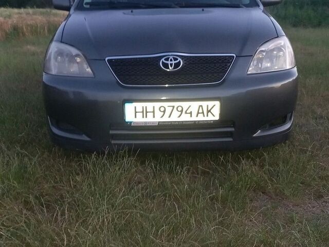 Серый Тойота Королла, объемом двигателя 2 л и пробегом 330 тыс. км за 4200 $, фото 1 на Automoto.ua