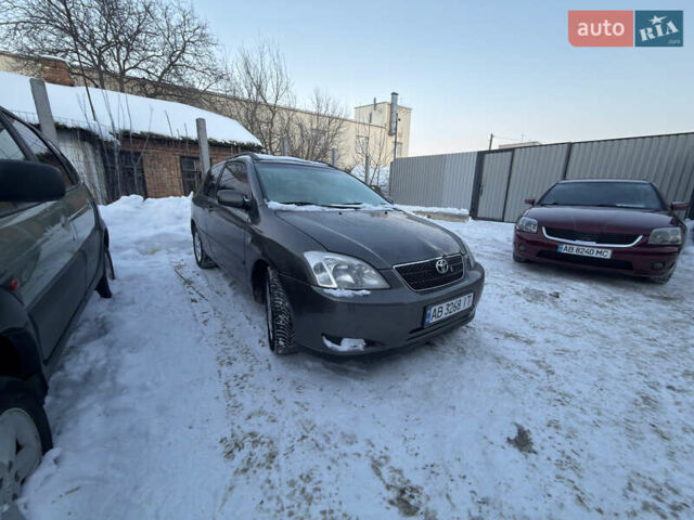 Серый Тойота Королла, объемом двигателя 2 л и пробегом 250 тыс. км за 3700 $, фото 1 на Automoto.ua