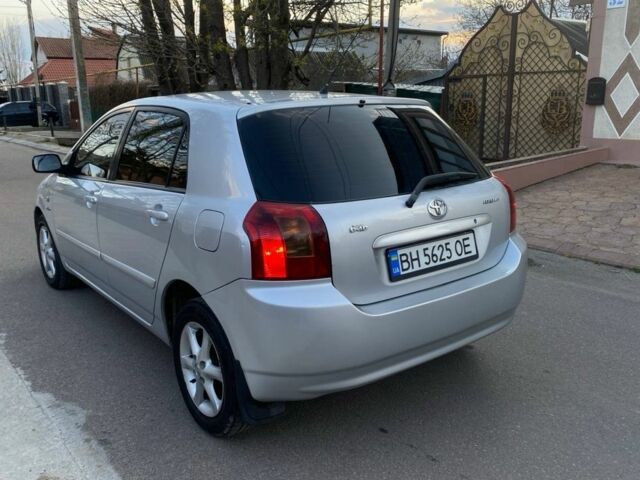 Серый Тойота Королла, объемом двигателя 2 л и пробегом 328 тыс. км за 4800 $, фото 1 на Automoto.ua