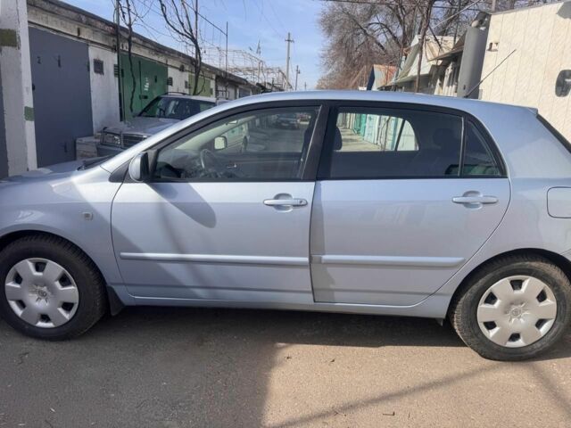 Сірий Тойота Королла, об'ємом двигуна 1.4 л та пробігом 188 тис. км за 5000 $, фото 1 на Automoto.ua