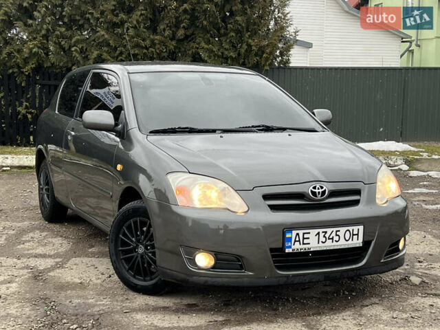 Сірий Тойота Королла, об'ємом двигуна 1.4 л та пробігом 261 тис. км за 4550 $, фото 1 на Automoto.ua