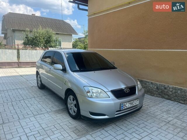 Серый Тойота Королла, объемом двигателя 2 л и пробегом 270 тыс. км за 3999 $, фото 1 на Automoto.ua