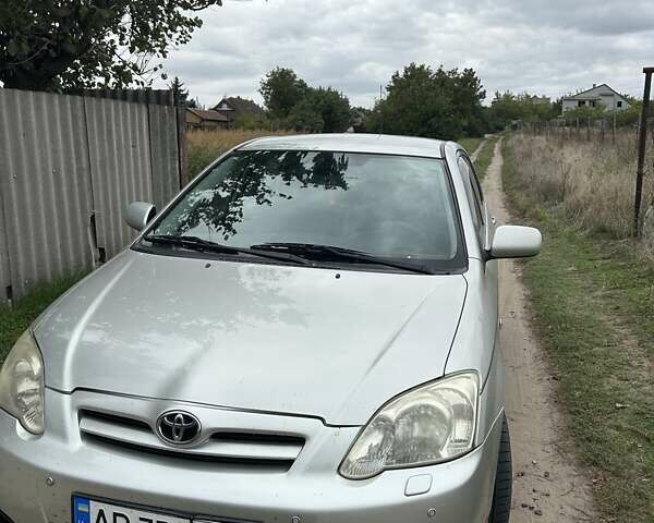 Сірий Тойота Королла, об'ємом двигуна 1.6 л та пробігом 241 тис. км за 4600 $, фото 1 на Automoto.ua