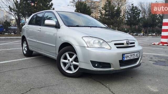 Серый Тойота Королла, объемом двигателя 1.6 л и пробегом 177 тыс. км за 6000 $, фото 1 на Automoto.ua