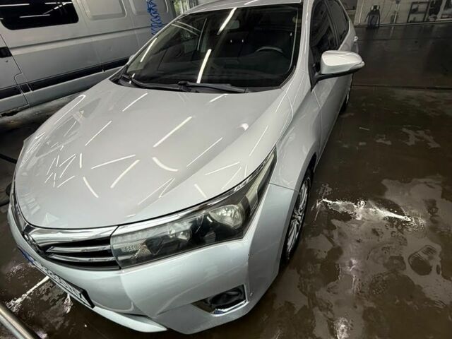 Серый Тойота Королла, объемом двигателя 1.6 л и пробегом 193 тыс. км за 10500 $, фото 1 на Automoto.ua
