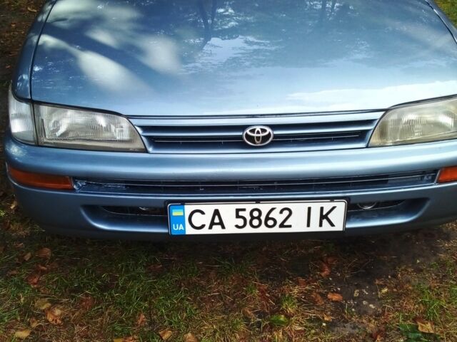 Серый Тойота Королла, объемом двигателя 1.3 л и пробегом 280 тыс. км за 2000 $, фото 1 на Automoto.ua