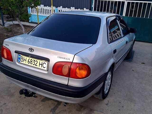 Серый Тойота Королла, объемом двигателя 1.3 л и пробегом 450 тыс. км за 2200 $, фото 1 на Automoto.ua
