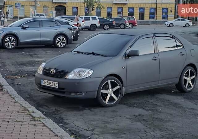 Серый Тойота Королла, объемом двигателя 1.4 л и пробегом 280 тыс. км за 4700 $, фото 1 на Automoto.ua