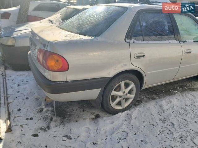 Серый Тойота Королла, объемом двигателя 1.6 л и пробегом 248 тыс. км за 1700 $, фото 1 на Automoto.ua