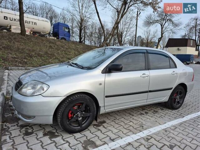 Серый Тойота Королла, объемом двигателя 1.6 л и пробегом 301 тыс. км за 3500 $, фото 1 на Automoto.ua