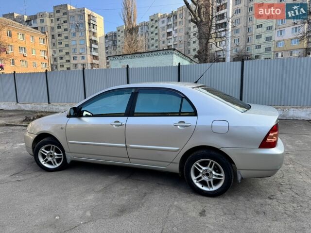 Сірий Тойота Королла, об'ємом двигуна 1.4 л та пробігом 221 тис. км за 4300 $, фото 1 на Automoto.ua