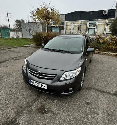 Серый Тойота Королла, объемом двигателя 1.6 л и пробегом 261 тыс. км за 5599 $, фото 1 на Automoto.ua