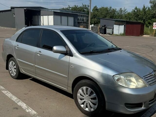 Сірий Тойота Королла, об'ємом двигуна 1.6 л та пробігом 303 тис. км за 3900 $, фото 1 на Automoto.ua