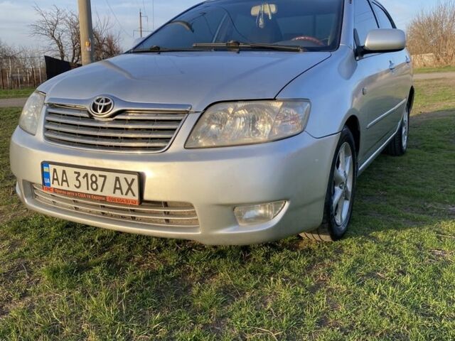 Сірий Тойота Королла, об'ємом двигуна 1.6 л та пробігом 305 тис. км за 5600 $, фото 1 на Automoto.ua