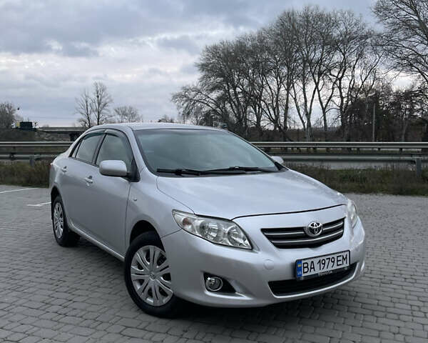 Серый Тойота Королла, объемом двигателя 1.6 л и пробегом 255 тыс. км за 5800 $, фото 1 на Automoto.ua