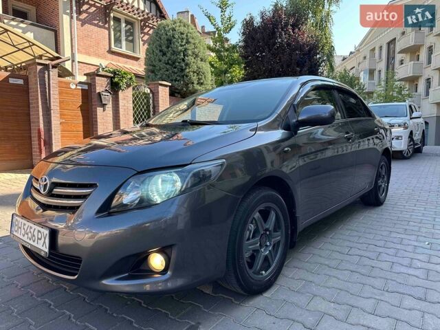 Серый Тойота Королла, объемом двигателя 1.6 л и пробегом 227 тыс. км за 6700 $, фото 1 на Automoto.ua