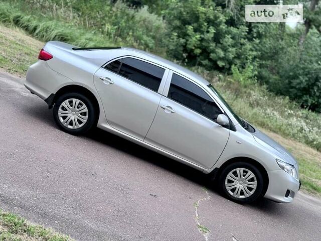 Сірий Тойота Королла, об'ємом двигуна 0 л та пробігом 207 тис. км за 6100 $, фото 1 на Automoto.ua