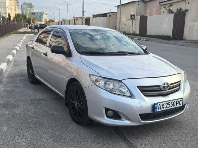 Сірий Тойота Королла, об'ємом двигуна 1.6 л та пробігом 320 тис. км за 5850 $, фото 1 на Automoto.ua