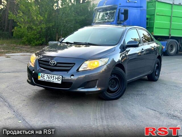 Серый Тойота Королла, объемом двигателя 1.6 л и пробегом 126 тыс. км за 3800 $, фото 1 на Automoto.ua