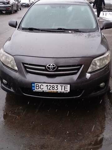 Серый Тойота Королла, объемом двигателя 1.6 л и пробегом 250 тыс. км за 7434 $, фото 1 на Automoto.ua