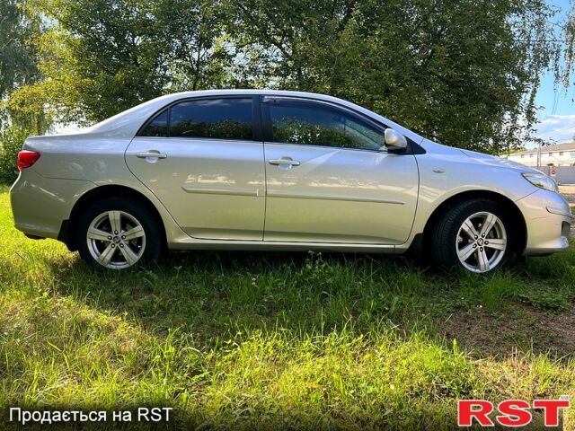 Серый Тойота Королла, объемом двигателя 1.6 л и пробегом 142 тыс. км за 7400 $, фото 1 на Automoto.ua