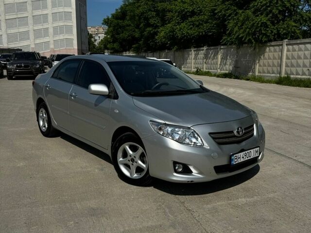 Сірий Тойота Королла, об'ємом двигуна 1.8 л та пробігом 220 тис. км за 8900 $, фото 1 на Automoto.ua