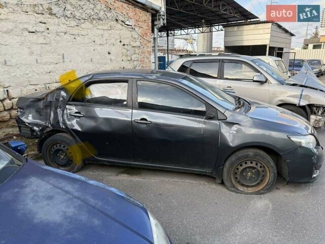 Серый Тойота Королла, объемом двигателя 1.6 л и пробегом 153 тыс. км за 3685 $, фото 1 на Automoto.ua