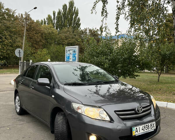 Сірий Тойота Королла, об'ємом двигуна 1.6 л та пробігом 183 тис. км за 6799 $, фото 1 на Automoto.ua