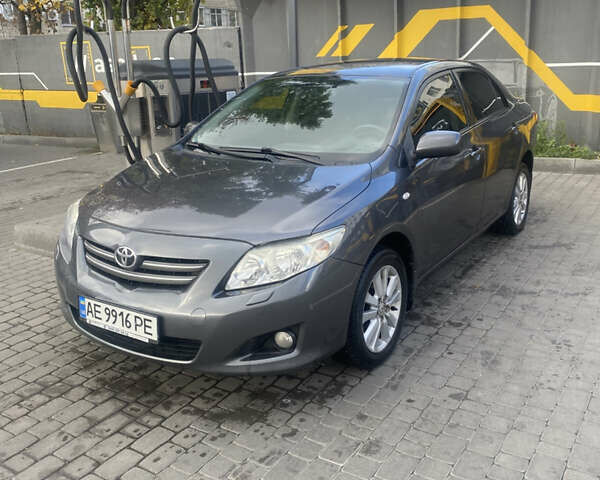 Серый Тойота Королла, объемом двигателя 1.6 л и пробегом 185 тыс. км за 6200 $, фото 1 на Automoto.ua